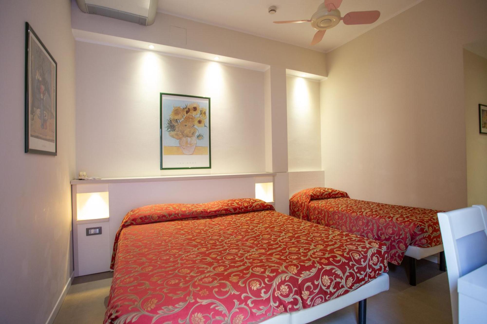 Hotel Imperiale & Spa Gatteo a Mare Bagian luar foto